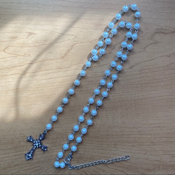 Gothic cross rosary necklace (cheaper on my depop) - Picture 4 of 4
